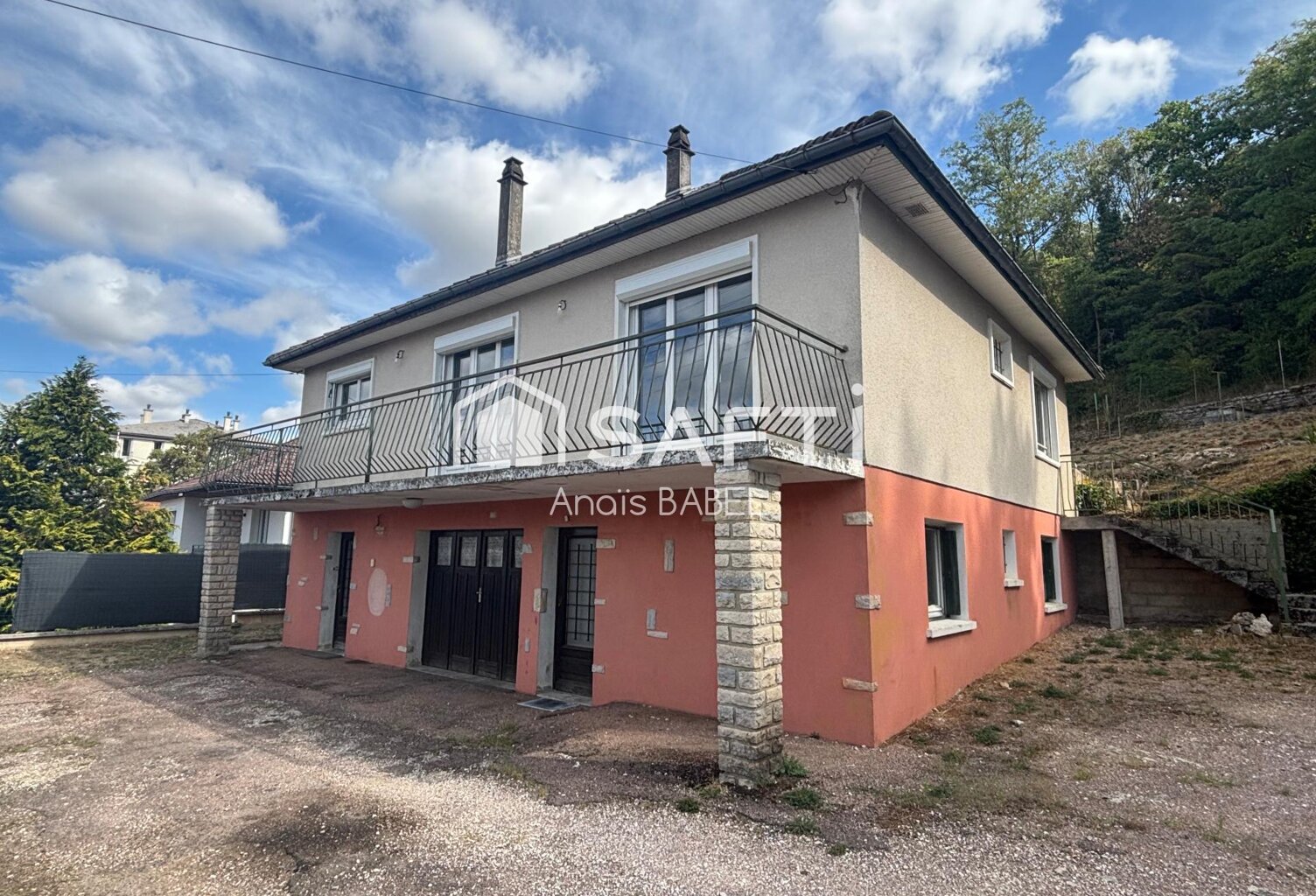 Calme, vue et potentiel au cœur de Montbard — photo 1