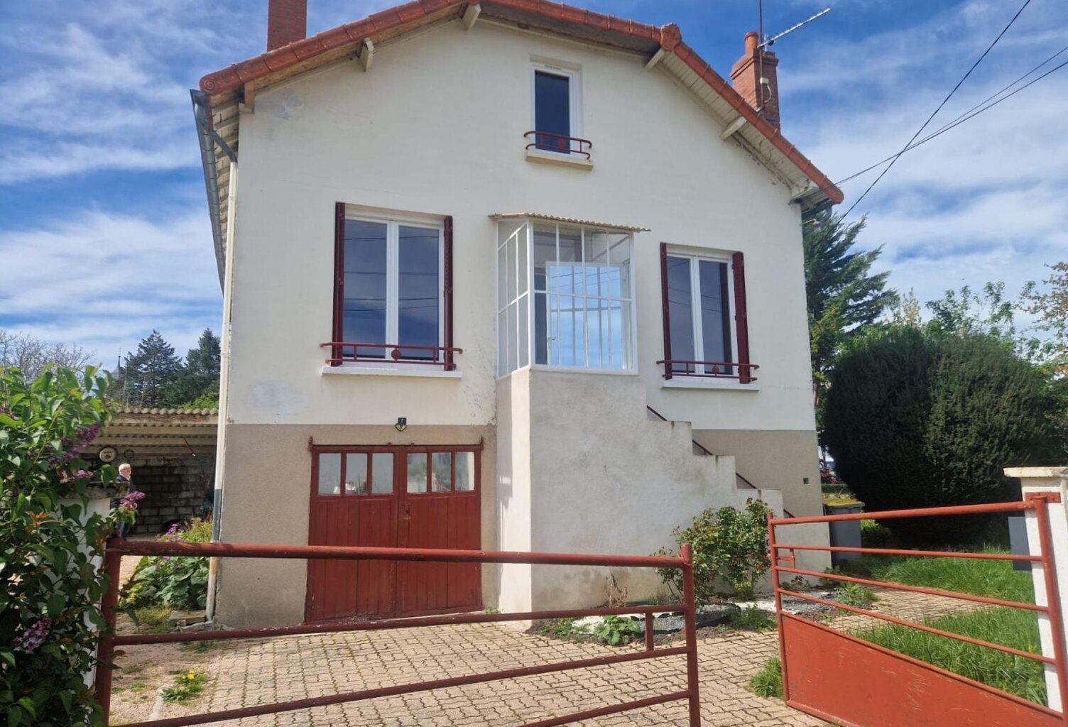 Belle maison rénovée T5. Dépendances . Terrain — photo 1