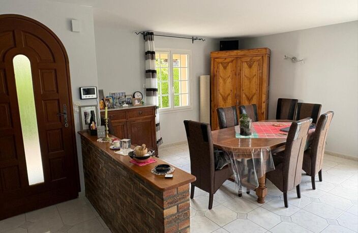 Maison 3 chambres 99m² avec piscine à Thuré 86540 — photo 2