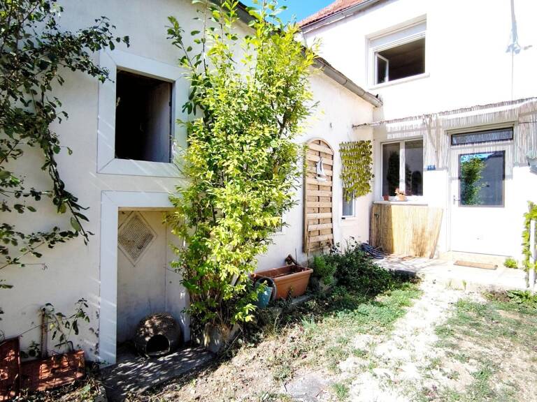 Maison d'habitation — photo 1