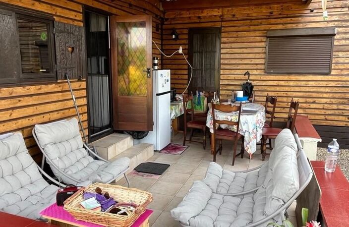 Mobil home avec assainissement, garage et jardin — photo 2