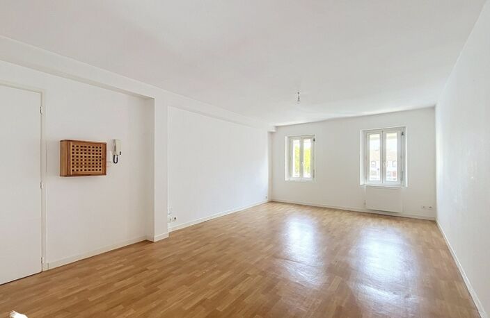 Vente immeuble   Saint-Lys (31470) — photo 2