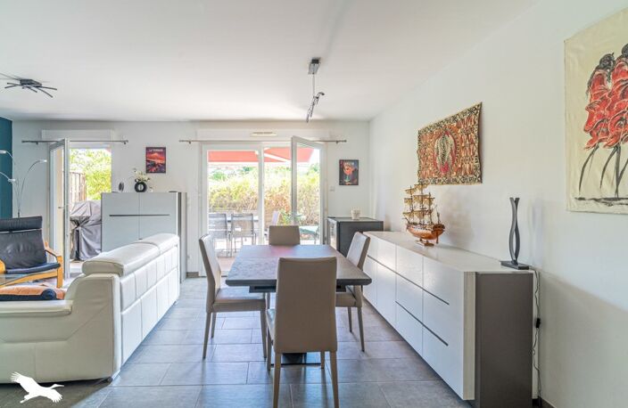 Contemporaine de 5 pièces principales — photo 2