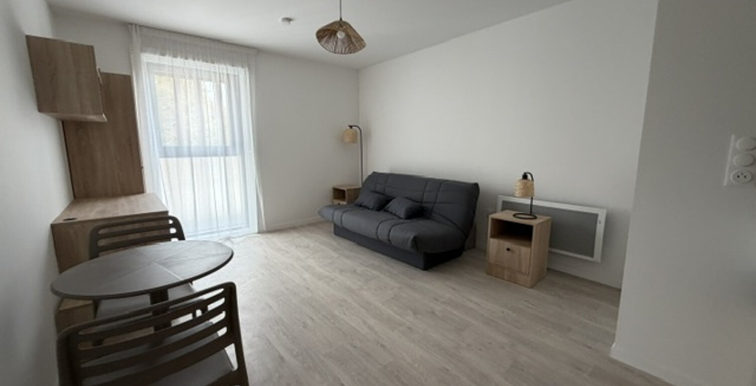 LA ROCHELLE LES MINIMES, STUDIO  MEUBLÉ ETUDIANT — photo 1