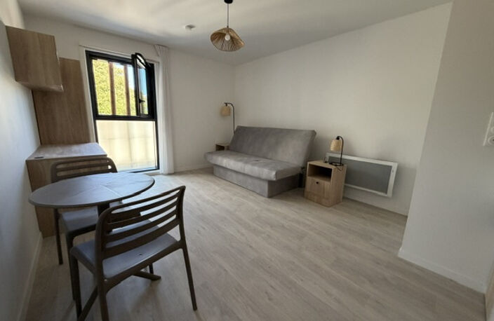 LA ROCHELLE LES MINIMES, STUDIO  MEUBLÉ ETUDIANT — photo 5