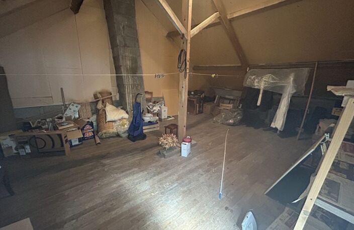 Maison en pierre de 3 pièces principales — photo 4