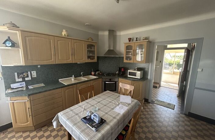 Maison en pierre de 3 pièces principales — photo 5