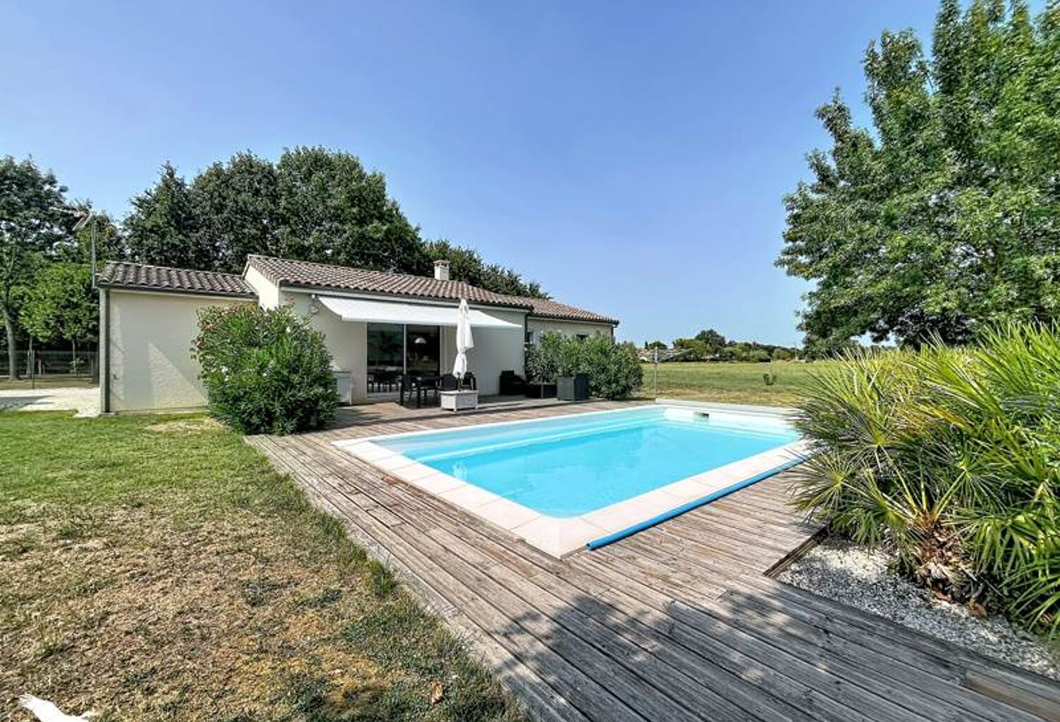 Villa de 4 pièces principales — photo 1