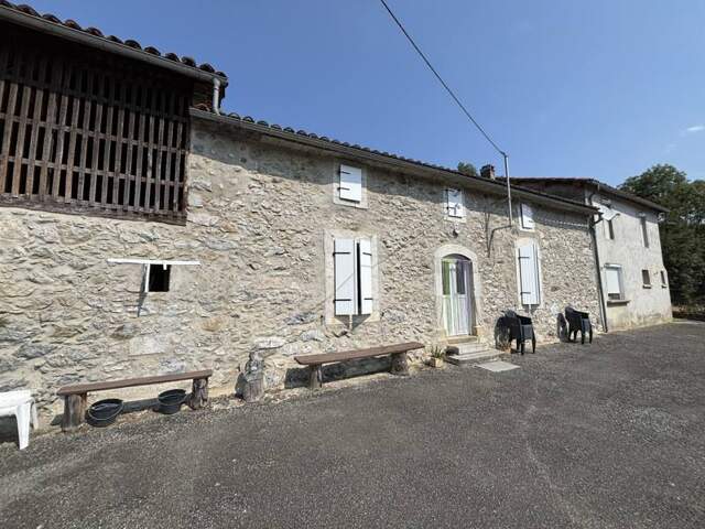 Corps de Ferme de 5 pièces principales — photo du bien