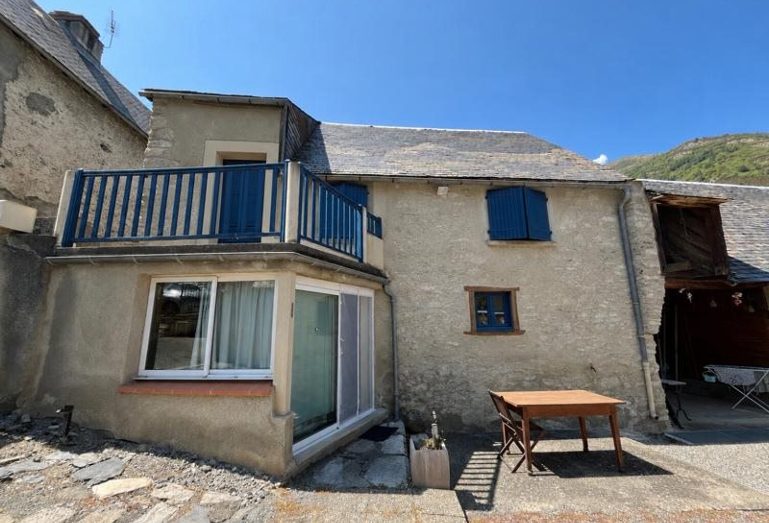 Vente maison 4 pièces 72 m² Vignec (65170) — photo 1