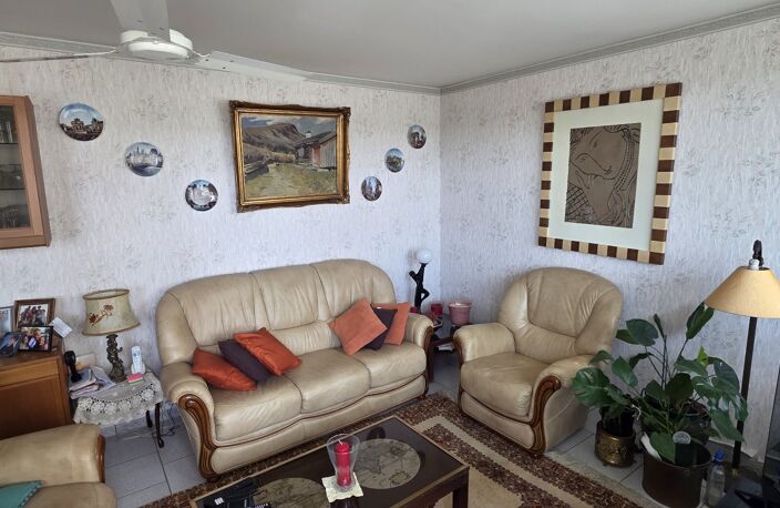 POITIERS  Appartement  T4  3ch.Balcon . Ascenseur . Parking — photo 5