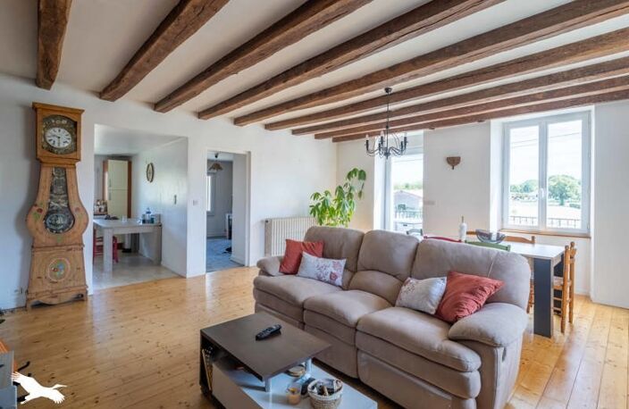 Maison en pierre de 4 pièces principales — photo 3