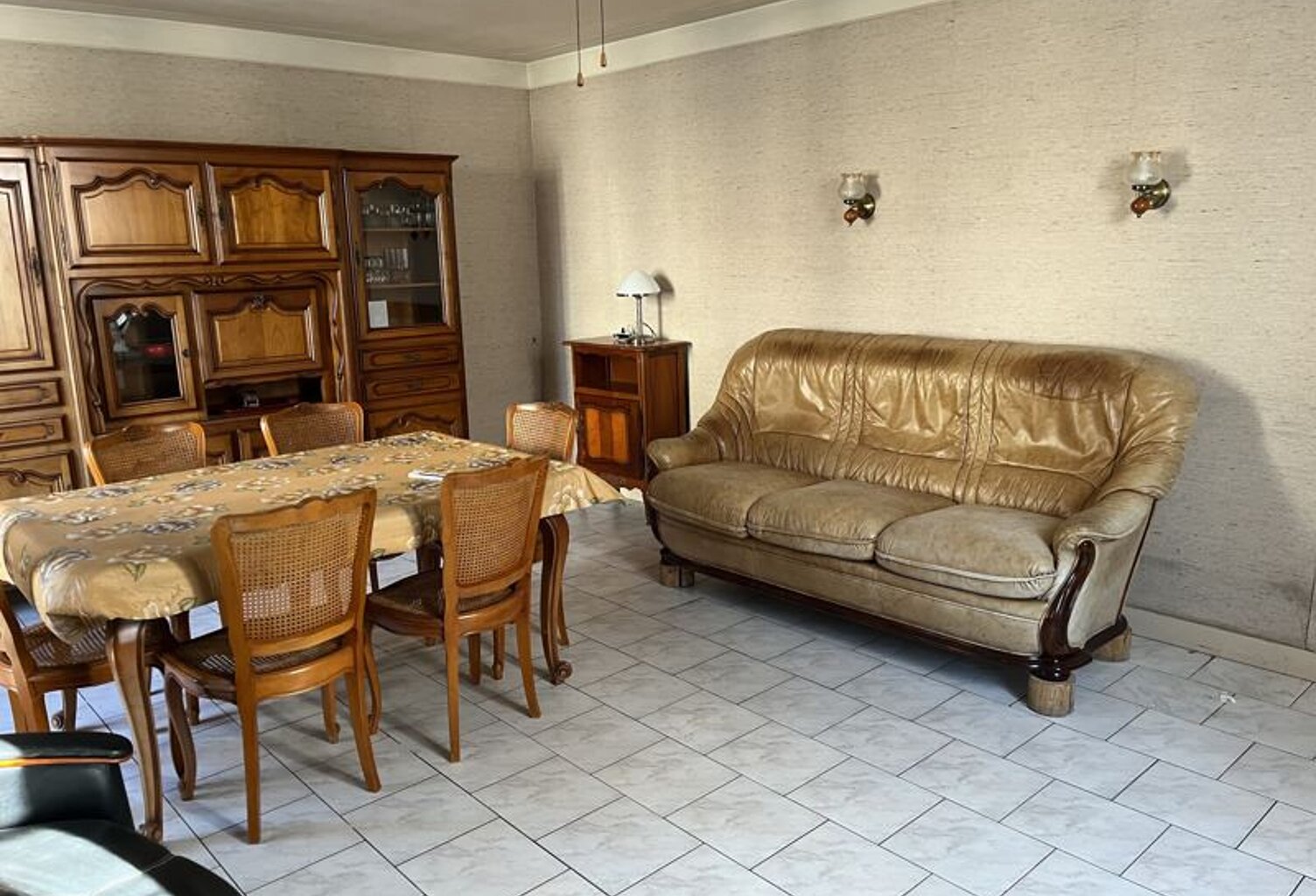 Maison de bourg de 4 pièces principales — photo 1
