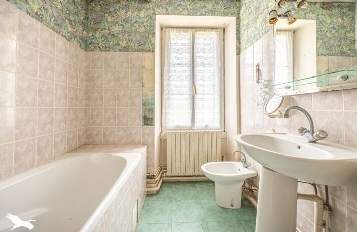 Maison en pierre de 7 pièces principales — photo 5