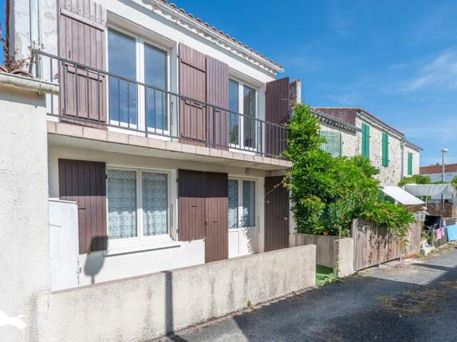 Maison de bourg de 3 pièces principales — photo du bien