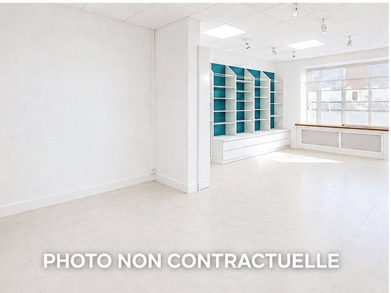 Local commercial 77 m2   Belle visibilité   Axe passant — photo 1