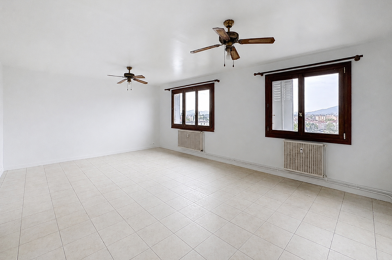 Appartement 3 pièces 750 €