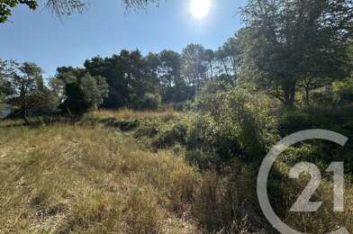 Terrain  670000 €