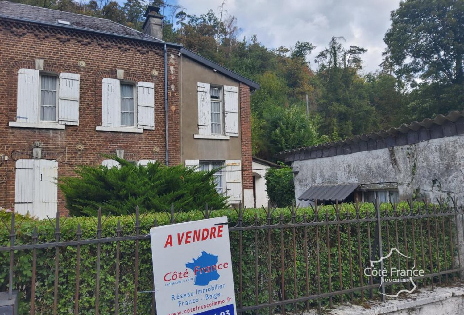 { SOUS OFFRE}. MAISON MITOYENNE À ROCROI 08, EN LIMITE DE RE — photo 1