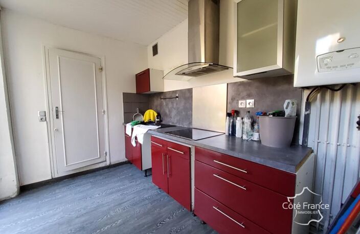 EXCLUSIVITÉ   IDÉAL FAMILLE. Revin (08). Maison cinq chambre — photo 2
