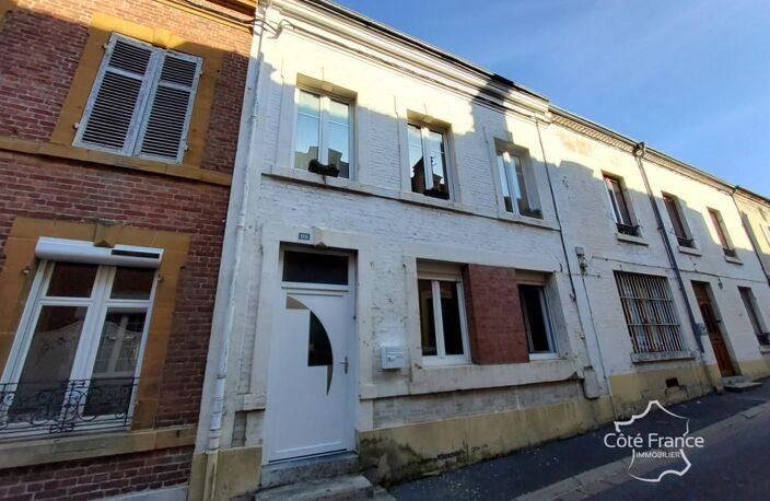 EXCLUSIVITÉ   IDÉAL FAMILLE. Revin (08). Maison cinq chambre — photo 4