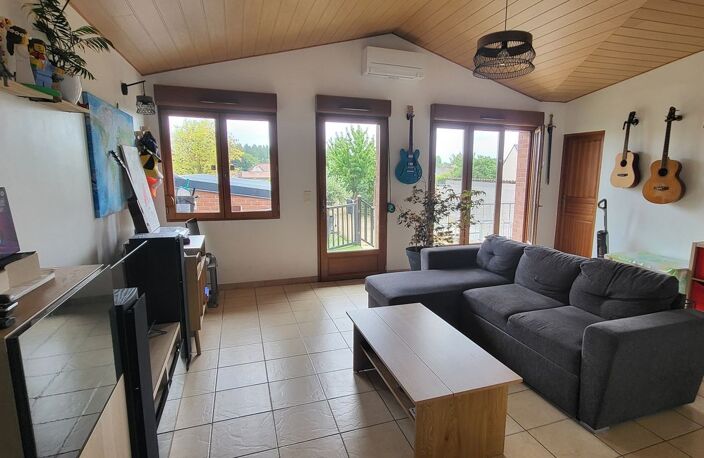Maison familiale semi-mitoyenne et semi-plain-pied  120 m² — photo 2
