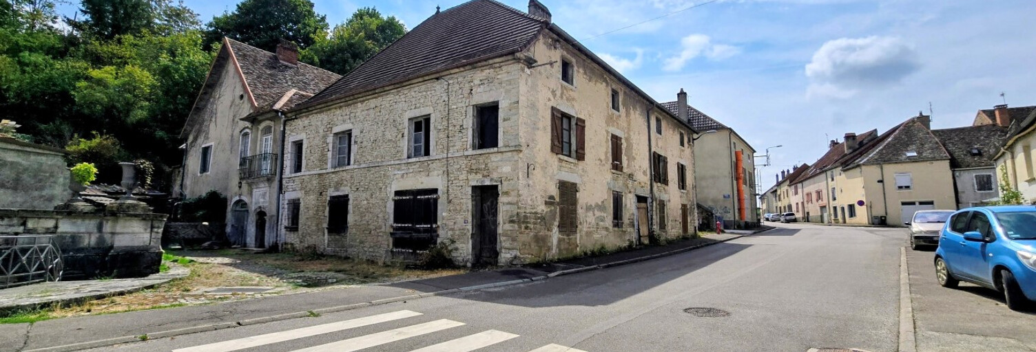 Maison 2 Pièces 500 m² à vendre à Gy (70700)