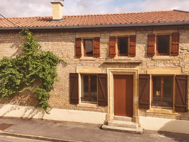 MAISON RÉNOVÉE DE 183 M² – 4 CHAMBRES – 3 SALLES D’EAU – JARDIN — photo du bien