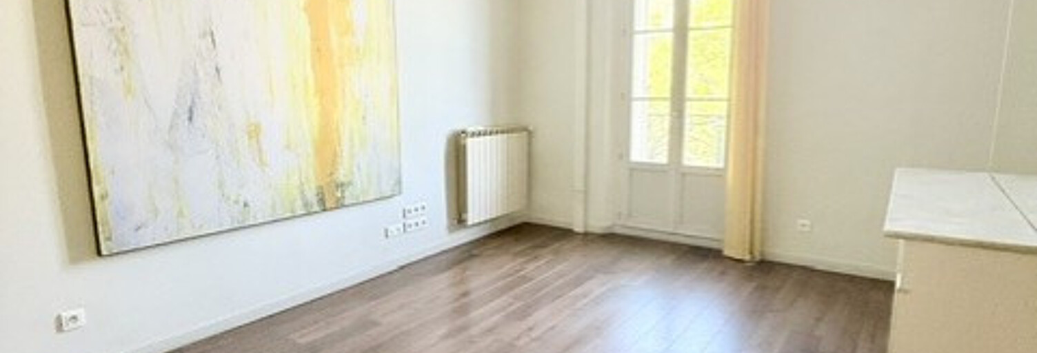 Commerce 7 Pièces 165 m² à vendre à Toulon (83000)