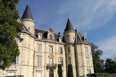 Appartement 4 pièces 823 €