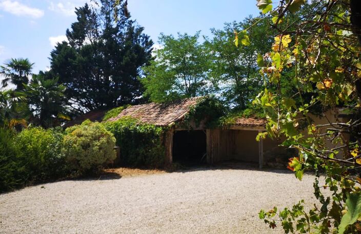 À vendre en exclusivité près de Marciac, Gers : superbe maison gasconne de 4 chambres, offrant une vue magnifique et située au calme, avec dépendance, terrasse d'été et piscine — photo 5