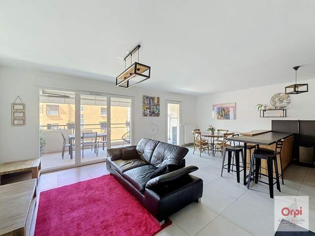 Appartement À Louer — photo du bien