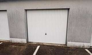 Commerce  18 m² à louer à Saint-Jean-de-la-Ruelle (45140)