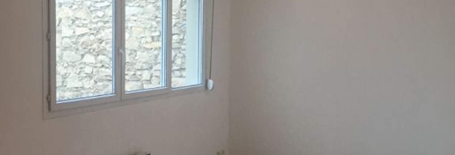 Appartement 1 Pièce 27 m² à louer à Nîmes (30000)
