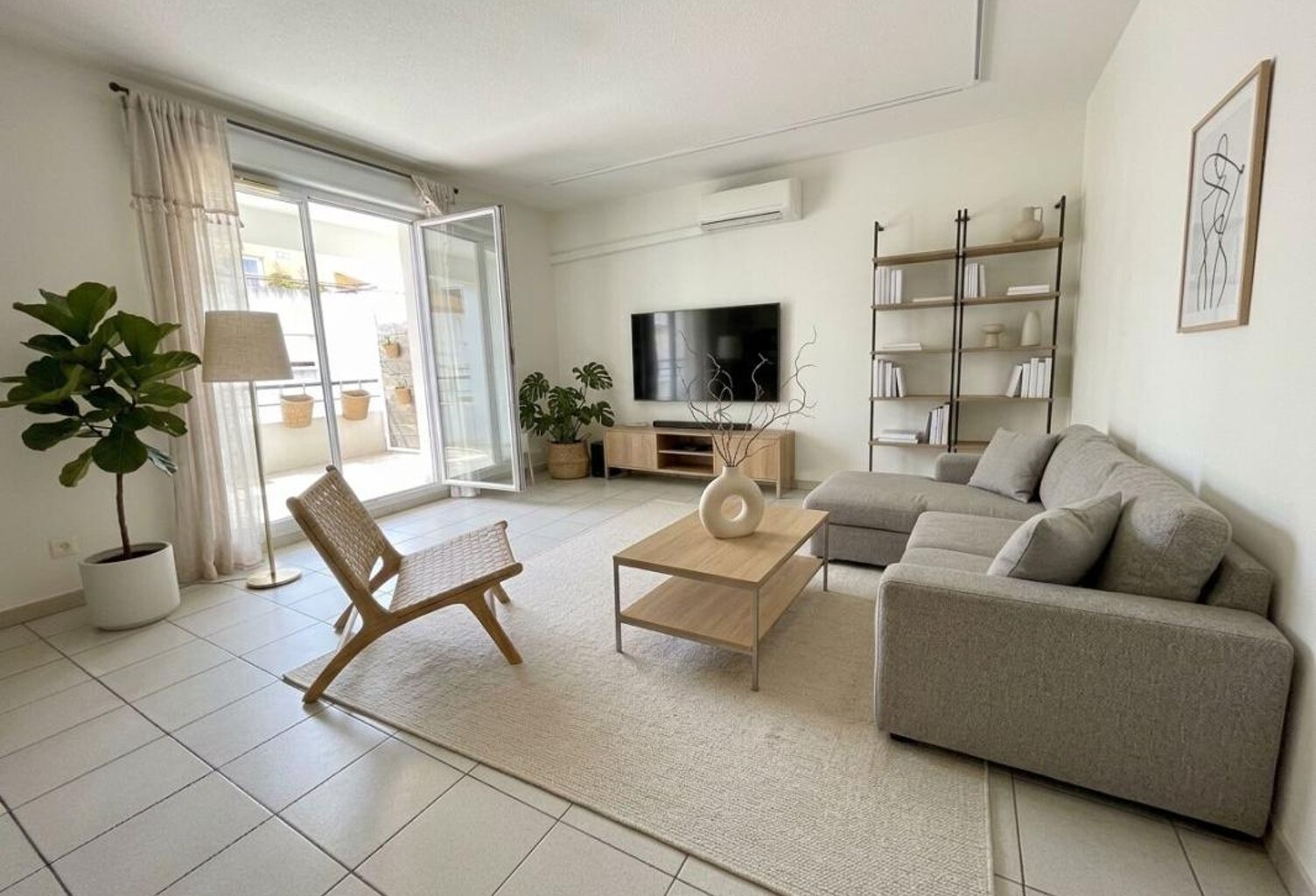 Appartement T2  RIVES DU LEZ avec terrasse et parking — photo 1