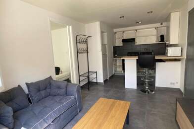 Appartement 2 pièces 571 €