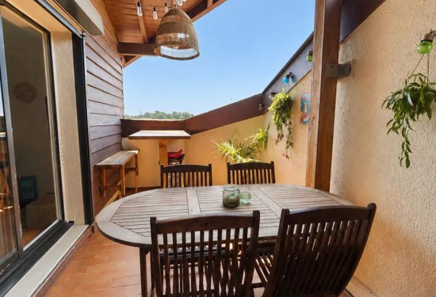 Appartement À Vendre — photo 1