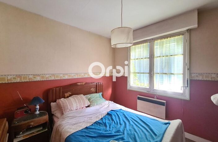 BREUILLET, centre, maison sur 2 niveaux sur un terrain de 1200 m² — photo 5