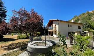 Maison 5 Pièces 143 m² à vendre à La Roche-des-Arnauds (05400)