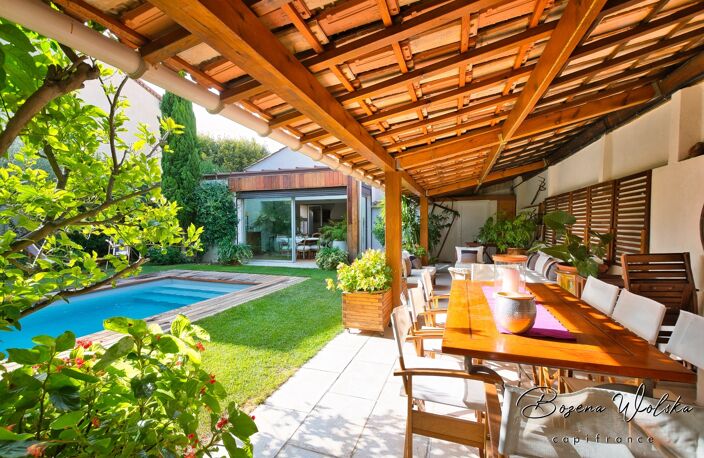 Maison de charme - T6 à vendre avec jardin, piscine, garage et atelier à Istres ( 13) — photo 3