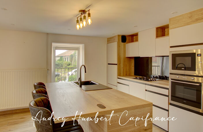 Maison rénovée à vendre REZONVILLE-VIONVILLE (57) - grand séjour avec cuisine ouverte - 3 chambres - grand garage - potentiel d'aménagement - petit extérieur — photo 2