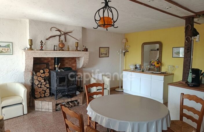 Charmante maison en pierre à découvrir – Lurcy-le-Bourg — photo 2
