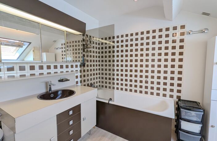 Maison de 164 m², 6/7 Chambres- Garage- Chaumes-en-Brie centre — photo 5