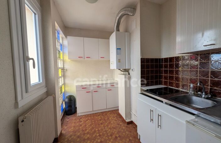 Appartement T2 (33) - Vue sur les toits - BORDEAUX SAINT-AUGUSTIN — photo 5