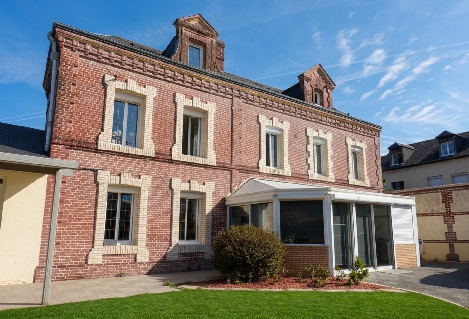 Maison à vendre 5 pièces LILLEBONNE (76) — photo 1