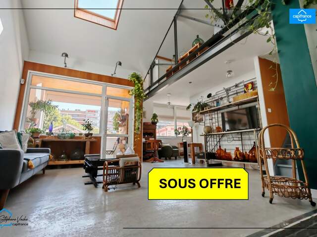 – Maison de ville atypique esprit loft avec garage,  Bas Cours Fauriel — photo du bien