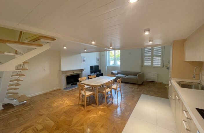 BELLECOUR - T3 MEUBLE DE HAUT STANDING — photo 2