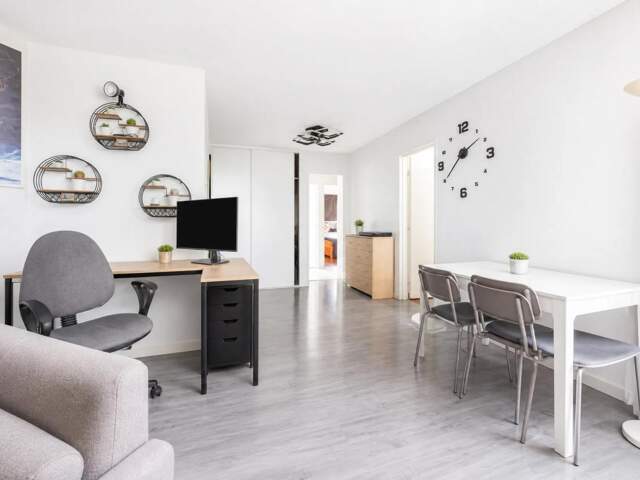 Appartement de 3 pièces de 67 m² à Nanterre — photo du bien