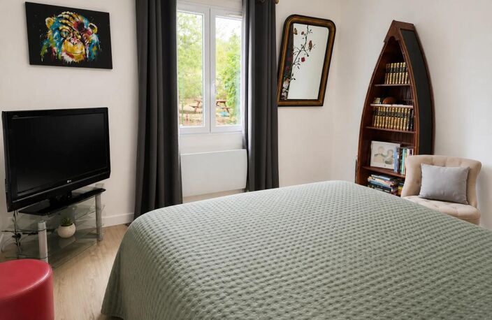 PROPRIÉTÉ ÉQUESTRE FAMILIALE – 3 BOXES – 1,8 HA – MAISON 3 CH — photo 3