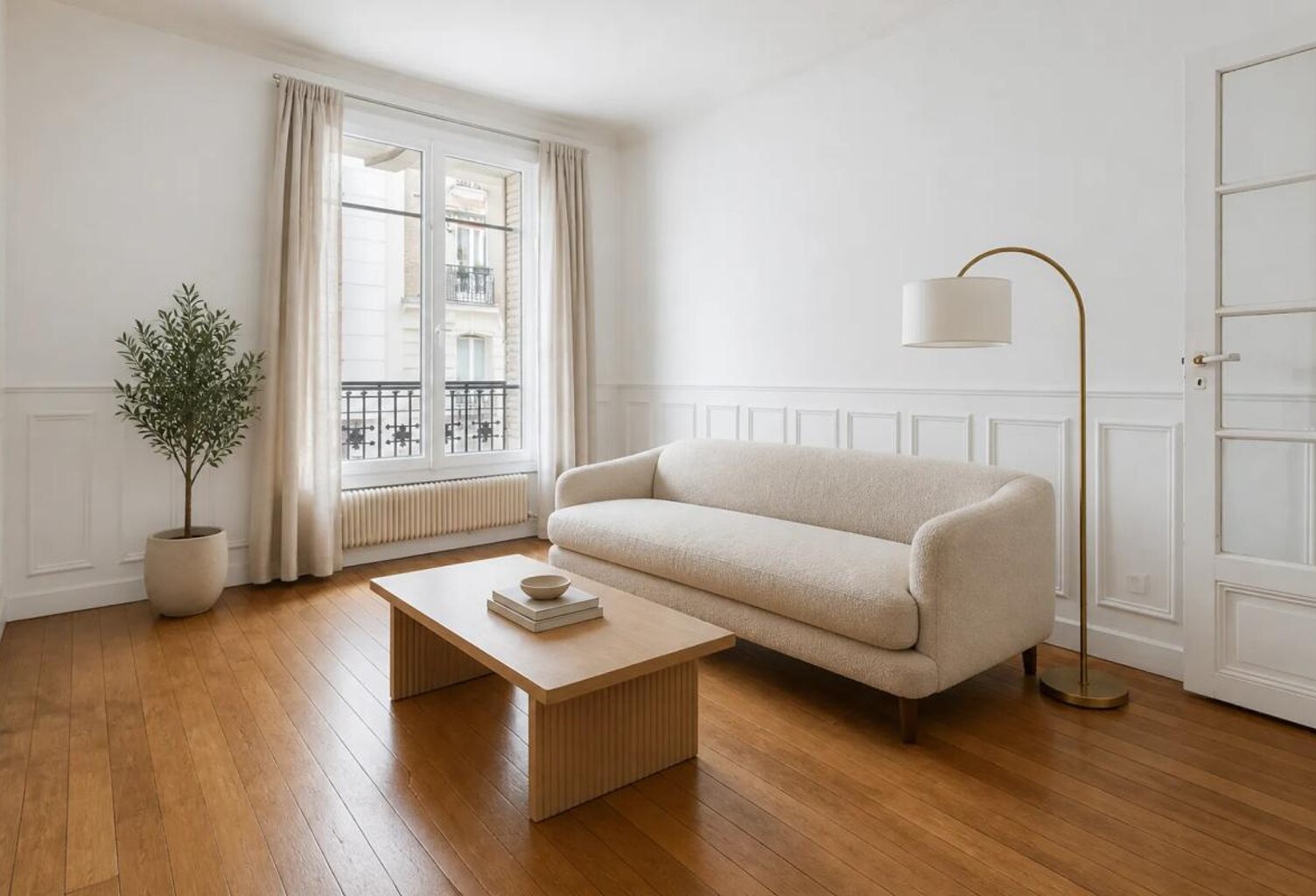 Appartement 3 pièces de 60 m² à Paris - Gambetta — photo 1